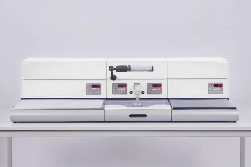 TES 99 White Cooling unit for the Rapid cooling of up to 110 Blocks -15 to 15 Degrees 500 x 570 x 300mm